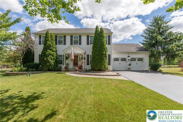 2213 Claymont Dr, Quakertown, PA 18951