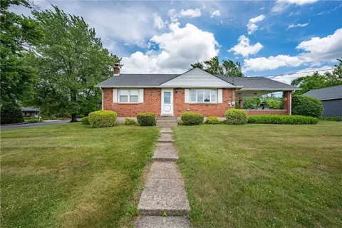 4352 Ruth Rd, Emmaus, PA 18049