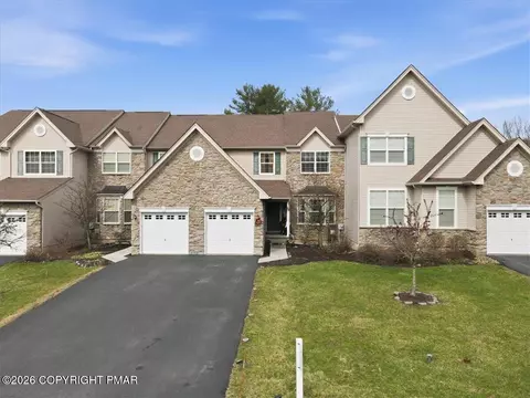 1745 Big Ridge Dr, East Stroudsburg, PA 18302