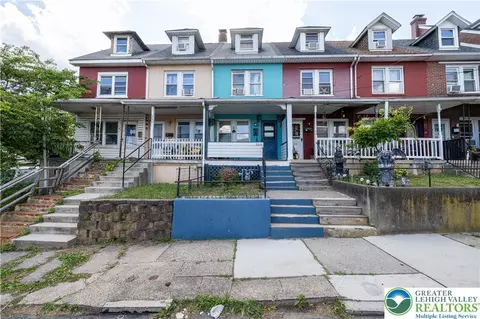 204 Clearfield St, Freemansburg, PA 18017