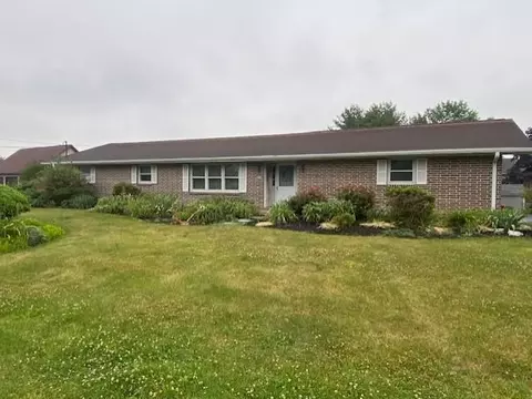 4815 Mill Rd, Schnecksville, PA 18078