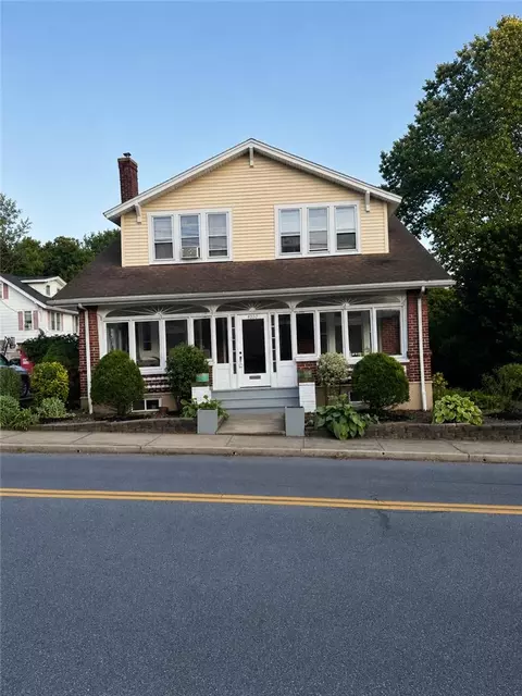 4330 Main St, Egypt, PA 18052