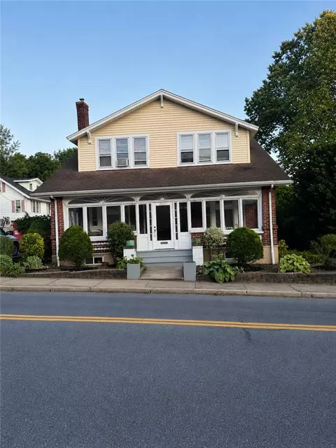 4330 Main St, Egypt, PA 18052