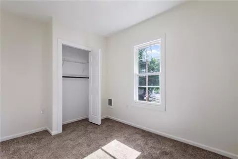 Bedroom - 213 E Raspberry St, Bethlehem, PA 18018 photo 5 of 8