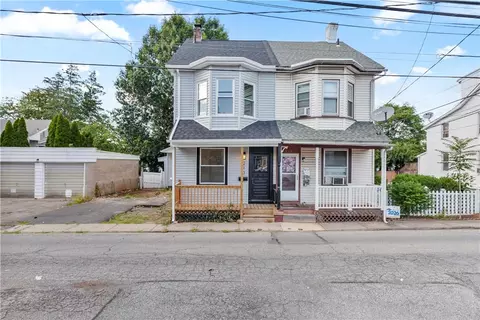 Exterior - 213 E Raspberry St, Bethlehem, PA 18018 photo 4 of 6