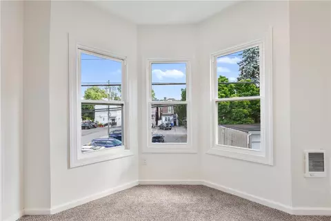 Living - 213 E Raspberry St, Bethlehem, PA 18018 photo 8 of 8