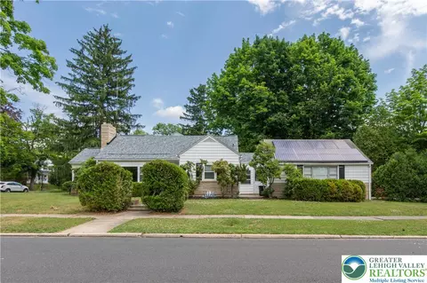 855 N Main St, Allentown, PA 18104
