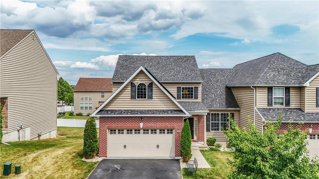 9667 Crescent Ln, Breinigsville, PA 18031