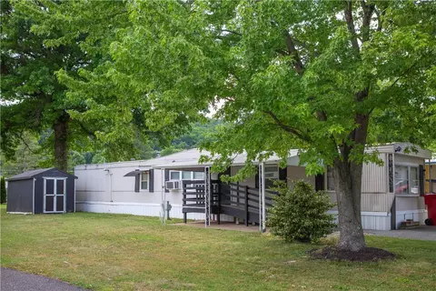 128 Concord Dr, Hereford, PA 18056