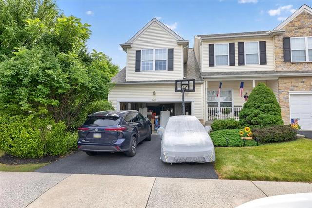 142 Willow Dr, Easton, PA 18045