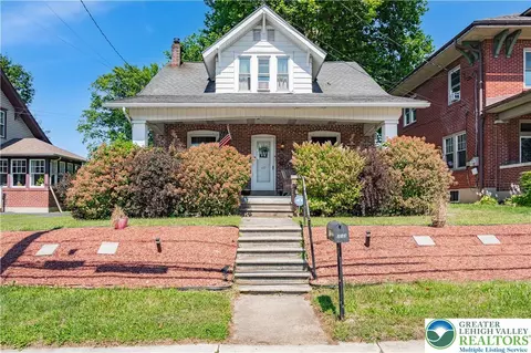 213 E Main St, Macungie, PA 18062