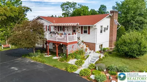 678 Interchange Rd, Polk Twp, PA 18333