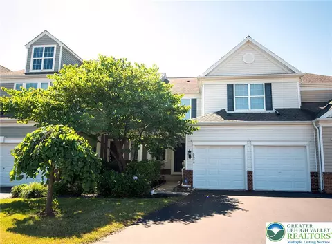 8608 Mayfair Ct, Breinigsville, PA 18031