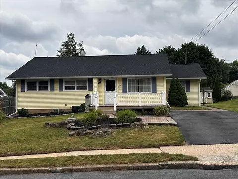 2730 Mosser St, Allentown, PA 18103