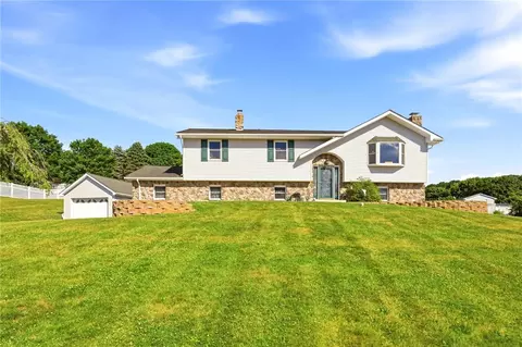 3823 Dogwood Rd, Danielsville, PA 18038