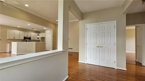 1866 Gregory Pl, Hellertown, PA 18055 photo 5