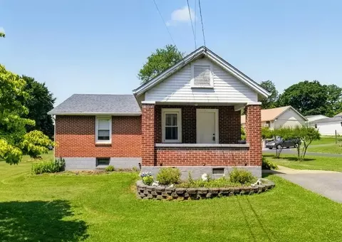1166 Stones Crossing Rd, Palmer Township, PA 18045