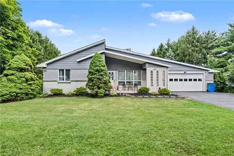 7717 Herstra Ct, New Tripoli, PA 18066