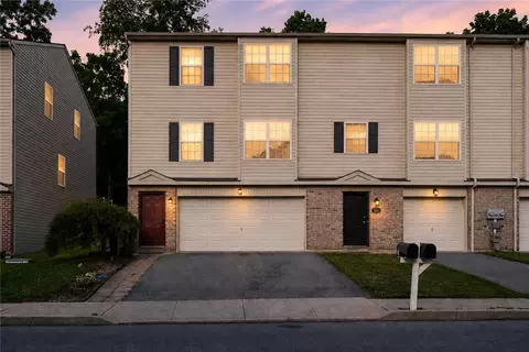 611 Lehigh Gap St, Walnutport, PA 18088