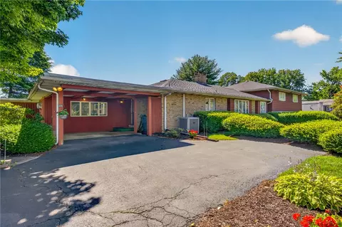 100 S Greenwood Ave, Easton, PA 18045