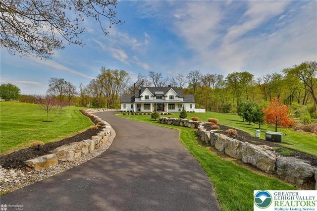 4850 W Hopewell Rd, Center Valley, PA 18034