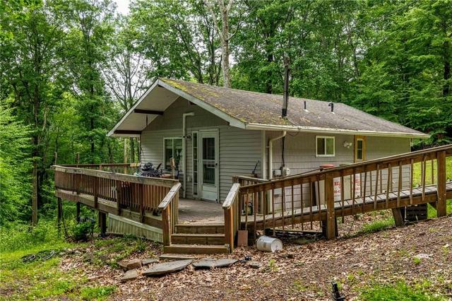 58 Hemlock Springs Dr, Shickshinny, PA 18655