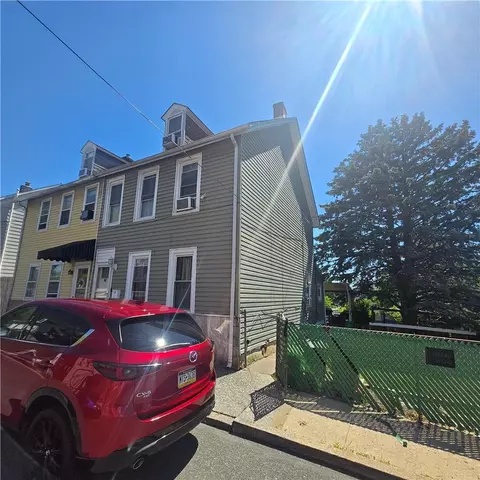 736 S Woodward St #734, Allentown, PA 18103