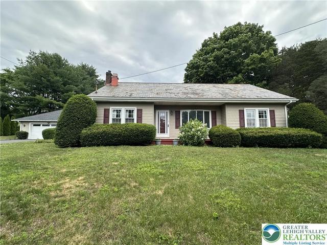 556 Walnut Dr, Northampton, PA 18067