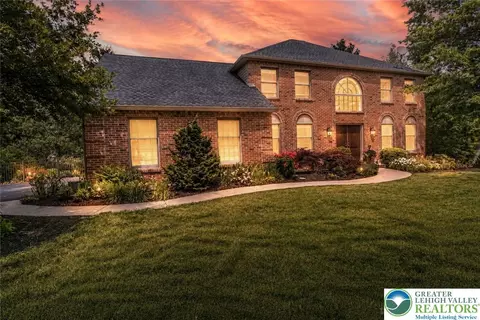 2165 Beechwood St, Orefield, PA 18069