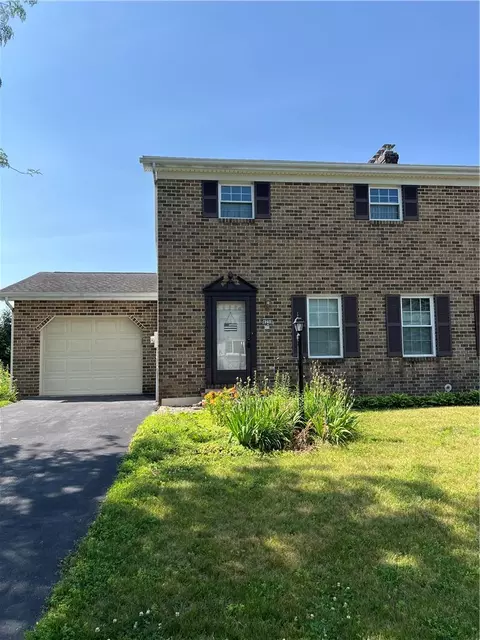 4258 Iroquois, Schnecksville, PA 18078