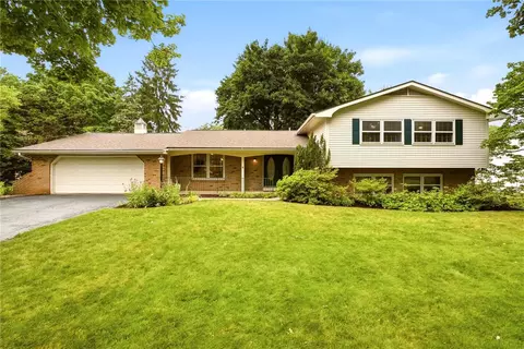 2844 Edgemont Dr, Allentown, PA 18103