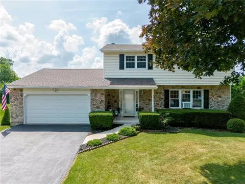 2130 Wisteria Rd, Macungie, PA 18062