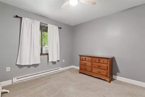 Bedroom - 142 Saunders Dr, Saw Creek, PA 18324 photo 8 of 8