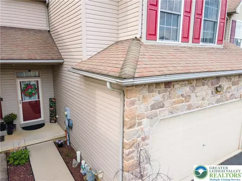 211 S Kathryn St, Easton, PA 18045