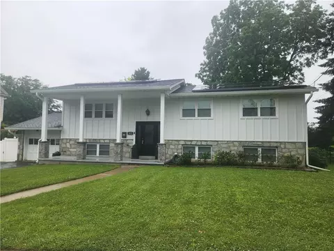 422 Belvidere St, Nazareth, PA 18064