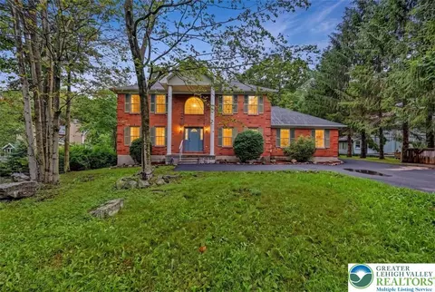 564 Cayuga Dr, Coolbaugh Twp, PA 18466