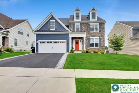 3680 Swabia Ct, Macungie, PA 18062