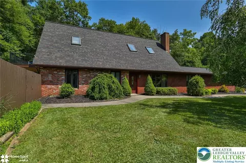1503 Seneca Trl, Effort, PA 18330