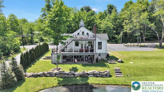279 Greenview Dr, Saylorsburg, PA 18353