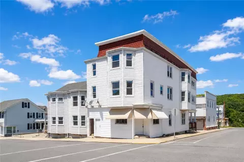 265 E Bertsch St, Lansford, PA 18232