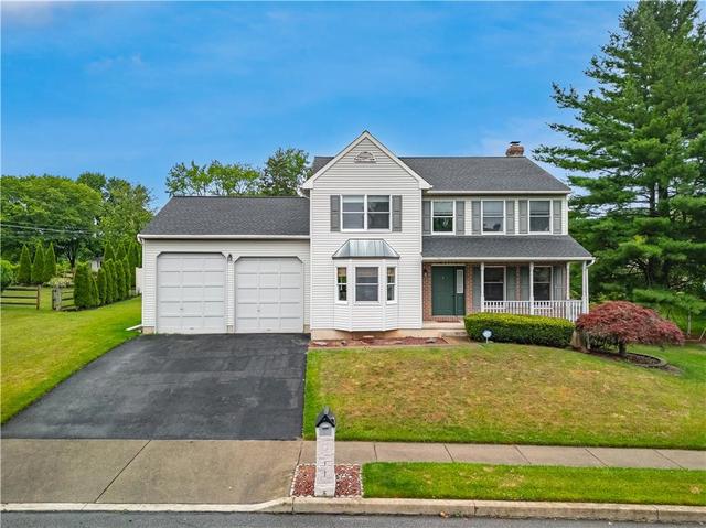 4480 Jasmine Dr, Bethlehem, PA 18020