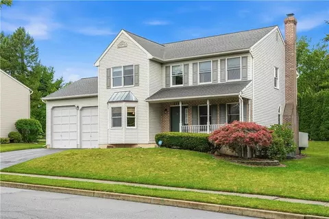 4480 Jasmine Dr, Bethlehem, PA 18020