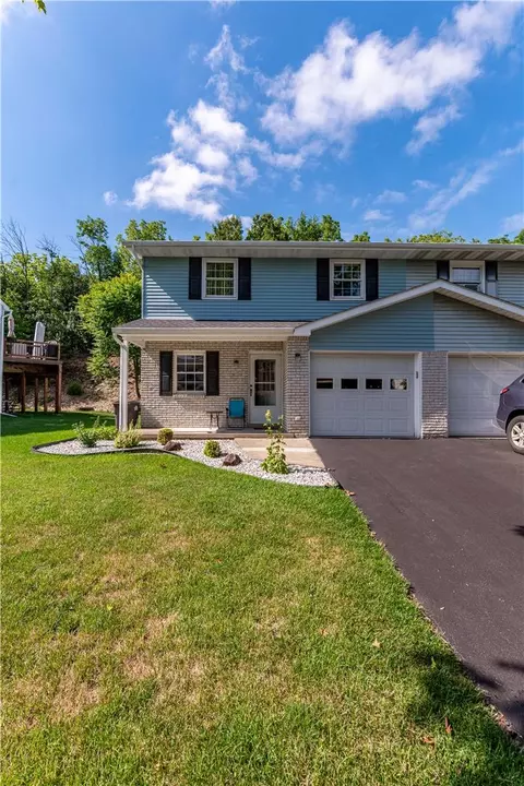 2442 Lisa Ln, Allentown, PA 18104