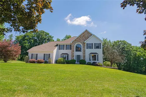 2763 Lapp Rd, Allentown, PA 18104