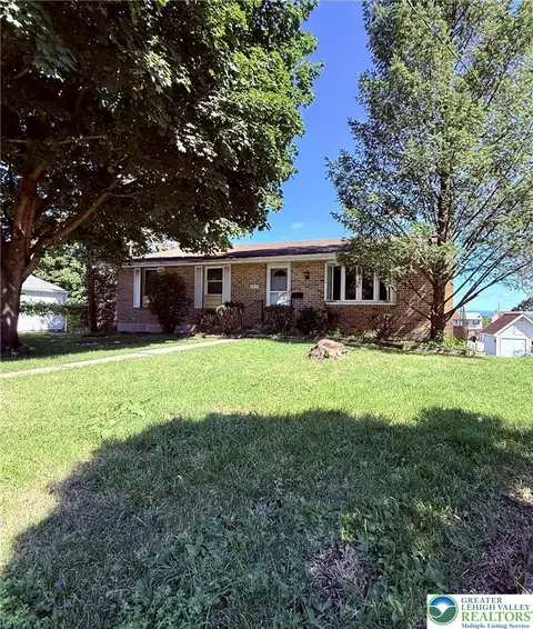 1015 E Hamilton St, Allentown, PA 18109