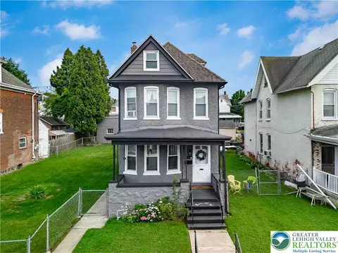 158 W Wilkes Barre St, Easton, PA 18042