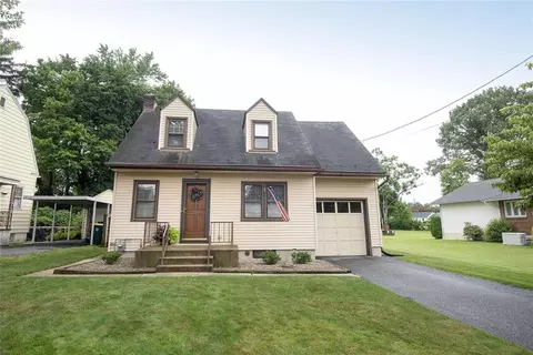 706 Stones Xing, Palmer Township, PA 18045