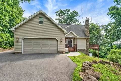 50 Flagler St, Williams Twp, PA 18042