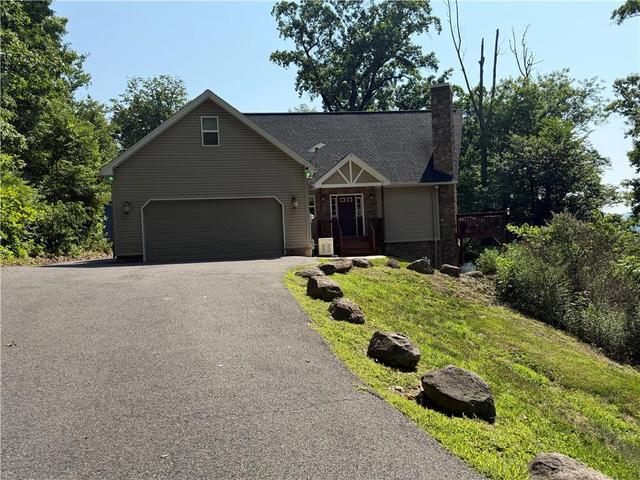 50 Flagler St, Williams Twp, PA 18042