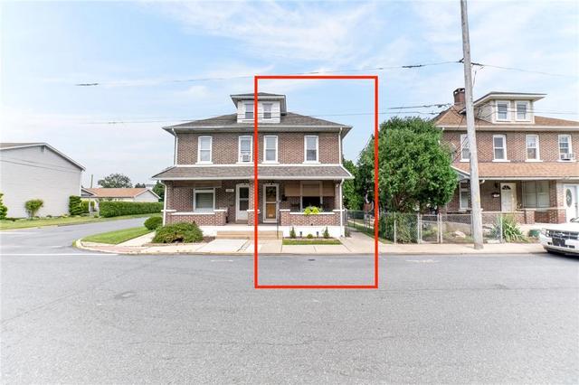 1641 Canal St, Northampton, PA 18067